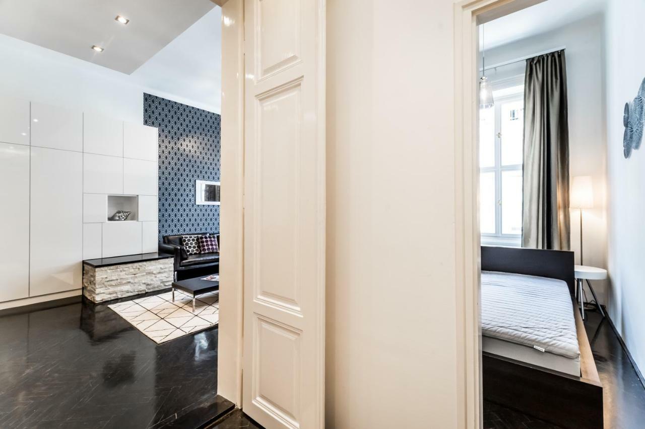 Bpr B&w Elegant Apartman *